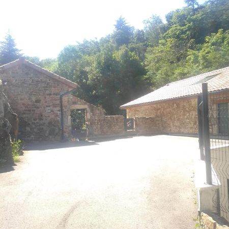 Gite Au Coeur Du Parc Naturel Regional Du Pilat Pélussin Exteriör bild
