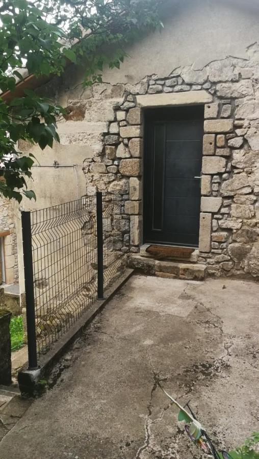 Gite Au Coeur Du Parc Naturel Regional Du Pilat Pélussin Exteriör bild